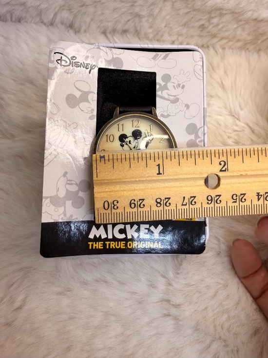 NIB Disney Mickey Mouse 90th Anniversary With 1928 Face Watch NEW With Metal Box
